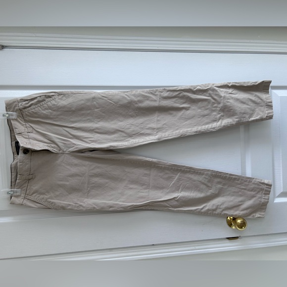 Tommy Hilfiger Women’s high rise Hampton Chino Pant (Regular) - Picture 5 of 5